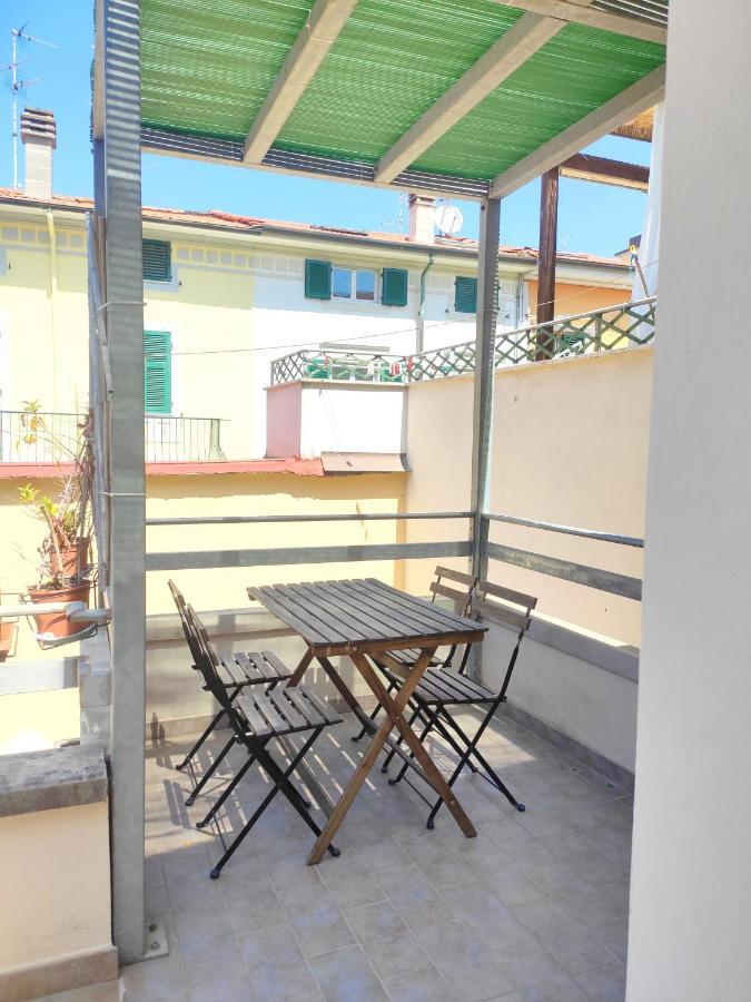 La Casa In Passeggiata - Seancity فياريجيو المظهر الخارجي الصورة