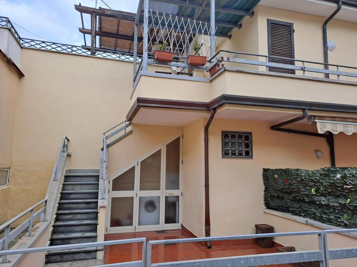 La Casa In Passeggiata - Seancity فياريجيو المظهر الخارجي الصورة