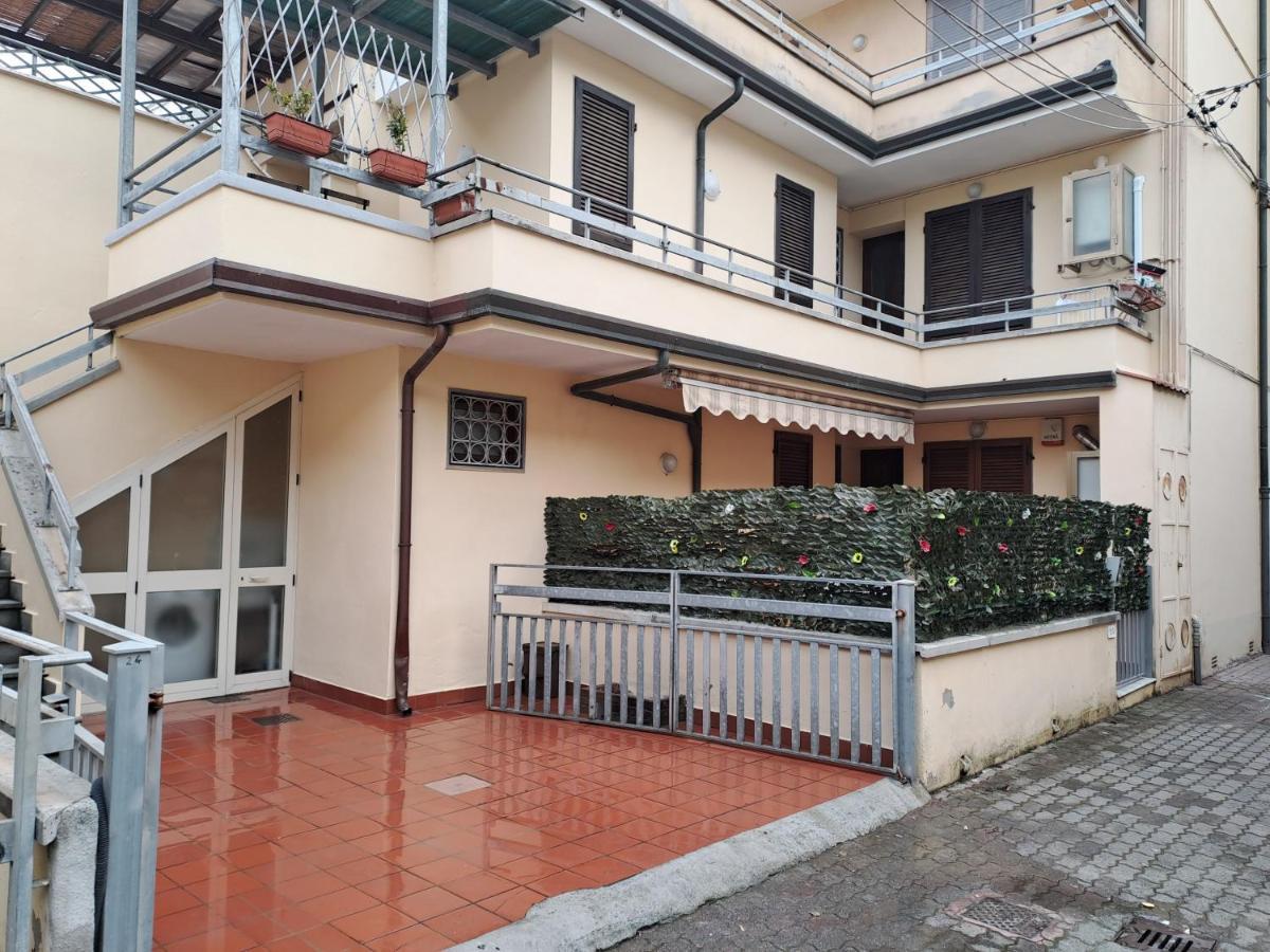 La Casa In Passeggiata - Seancity فياريجيو المظهر الخارجي الصورة