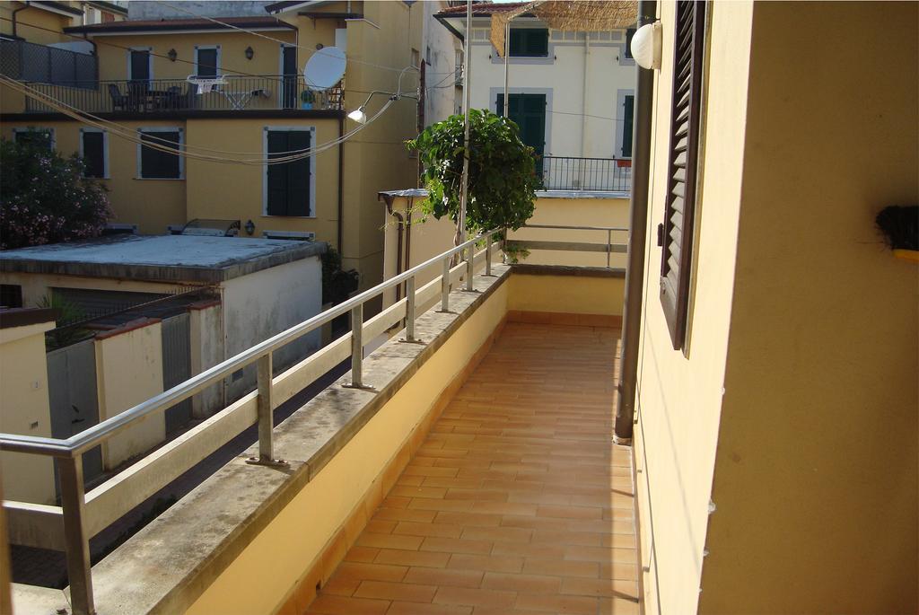 La Casa In Passeggiata - Seancity فياريجيو المظهر الخارجي الصورة